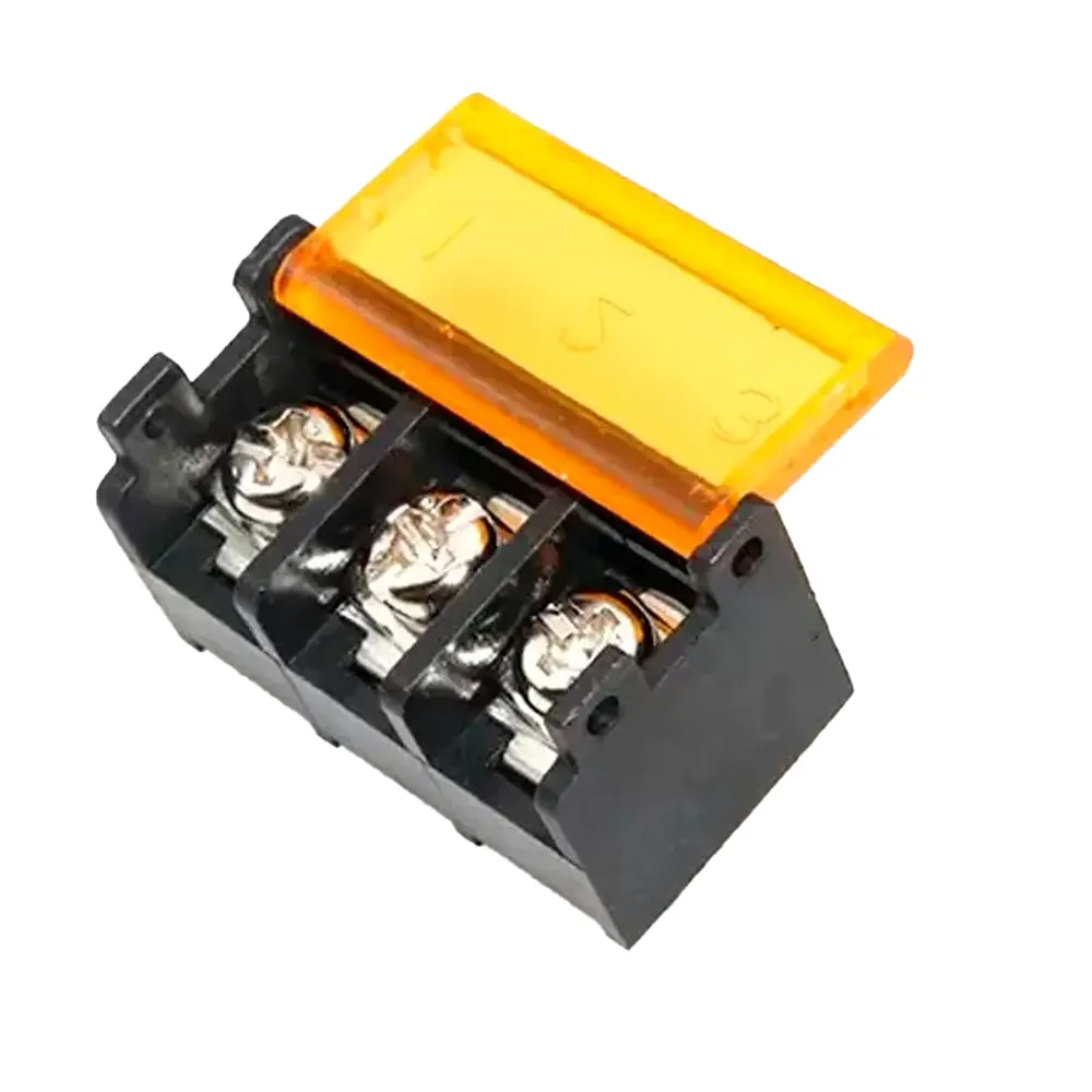Bornera, Culca, Clema De 3 Pines Universal Con Tapa 9.5 Mm 300v 20a Hb9500